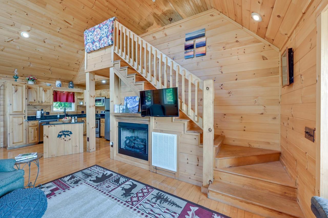 Warm And Cozy Cabin With Deck On Top Of The Blue Ridge Fancy Gap Esterno foto