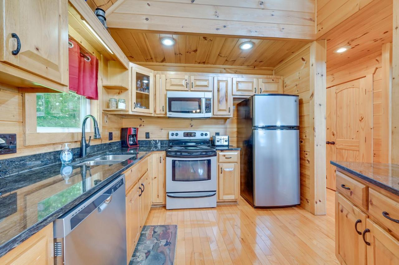Warm And Cozy Cabin With Deck On Top Of The Blue Ridge Fancy Gap Esterno foto