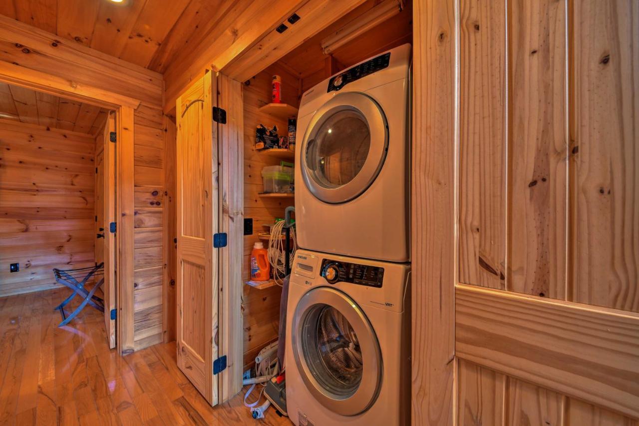 Warm And Cozy Cabin With Deck On Top Of The Blue Ridge Fancy Gap Esterno foto